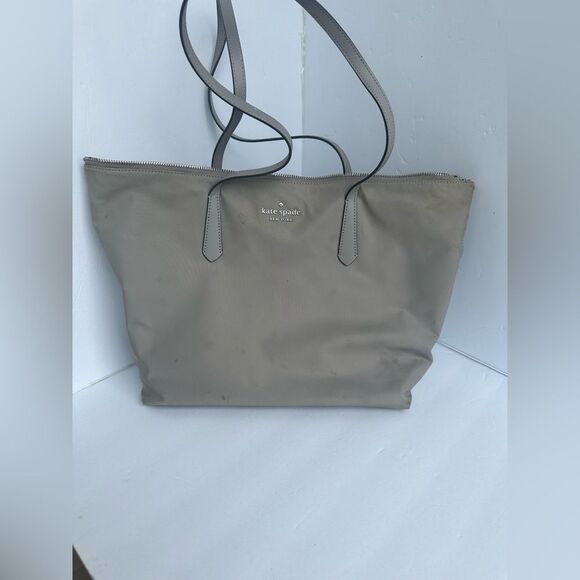 kate spade Handbags - USED KATE SPADE GRAY TOTE BAG